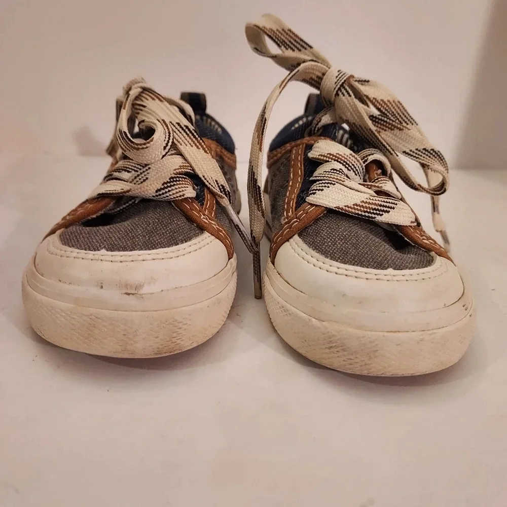 Genuine Kids by OshKosh Denim Lace Up Casual Sneakers in Size 6 (Toddler Size)
